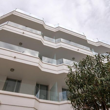 קאלה מילור Sea Breeze Apartments מראה חיצוני תמונה