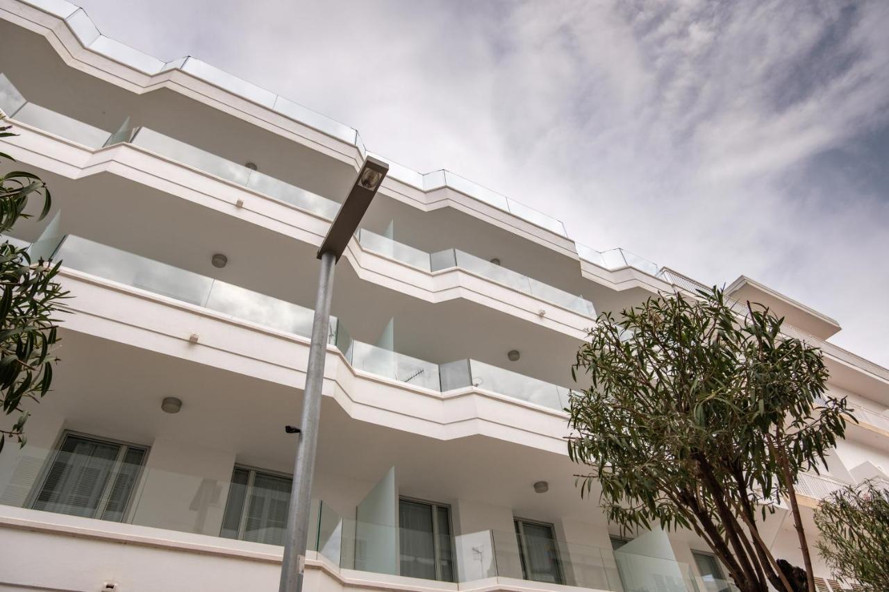 קאלה מילור Sea Breeze Apartments מראה חיצוני תמונה